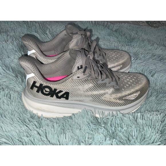 Hoka Clifton 9 Women's Size 9 Gray Running Shoes - Picture 1 of 7